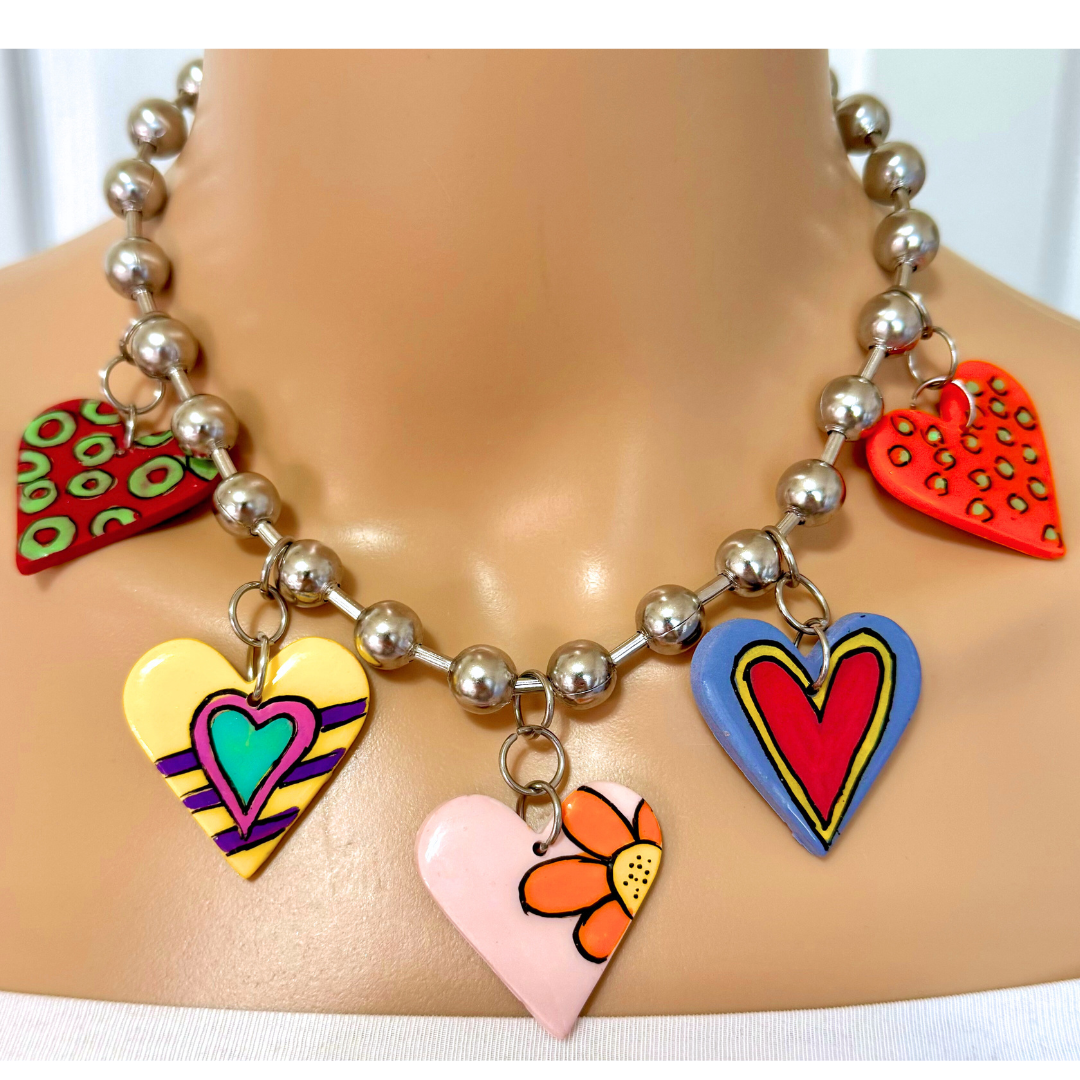 Collar Militar con corazones