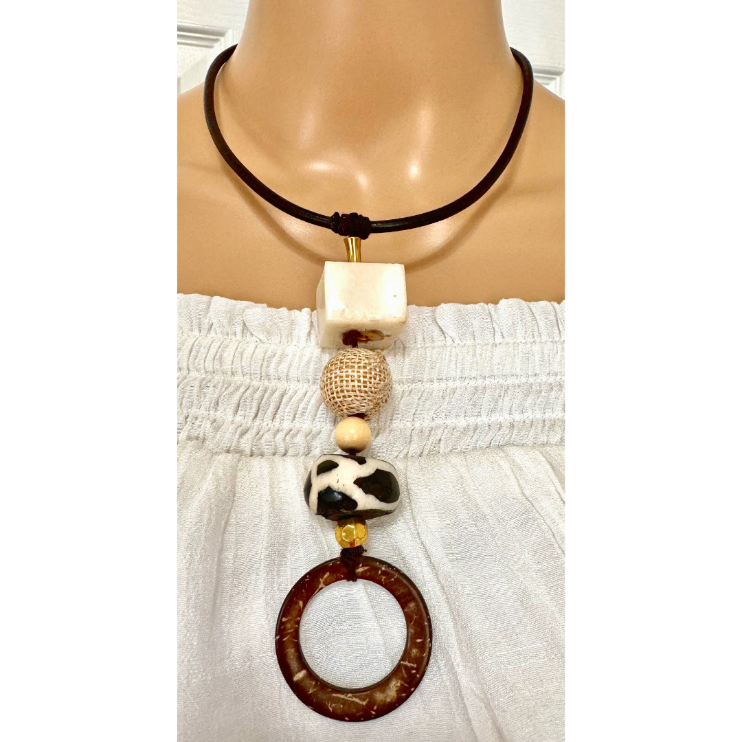 Collar Colección cuero