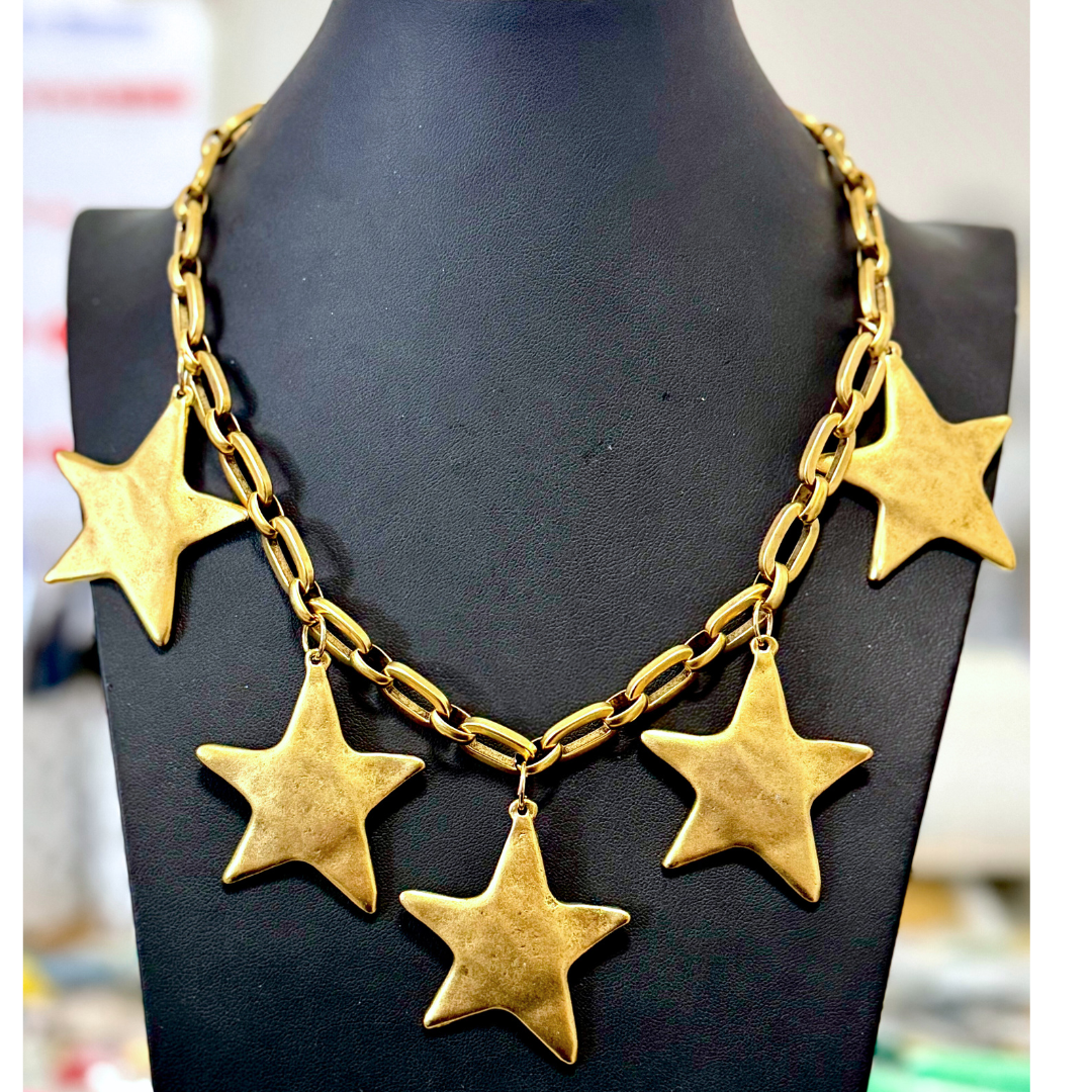 Collar Estrellas doradas
