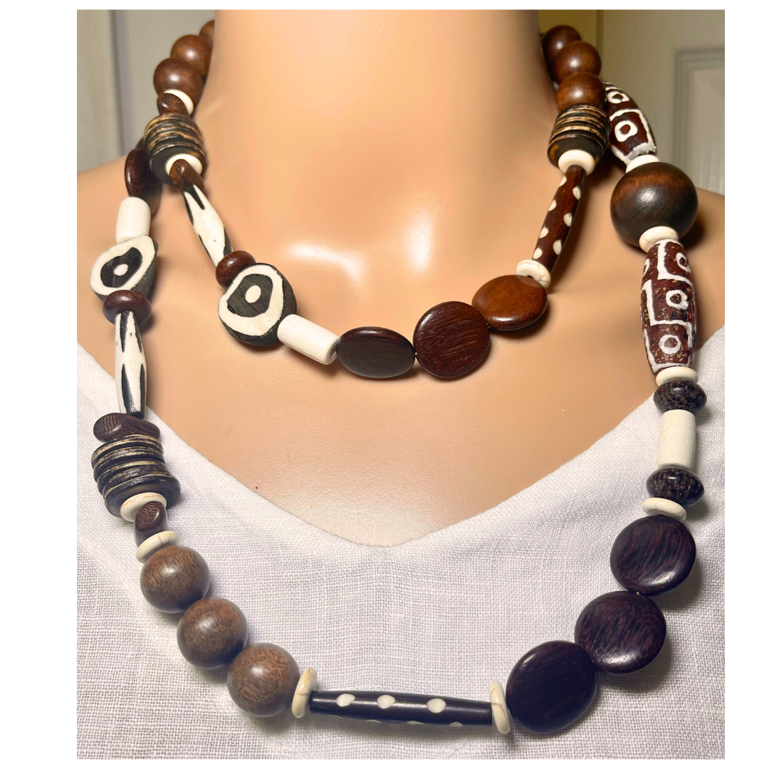 Collar Largas raíces