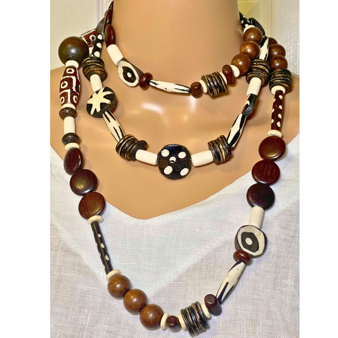Collar Largas raíces
