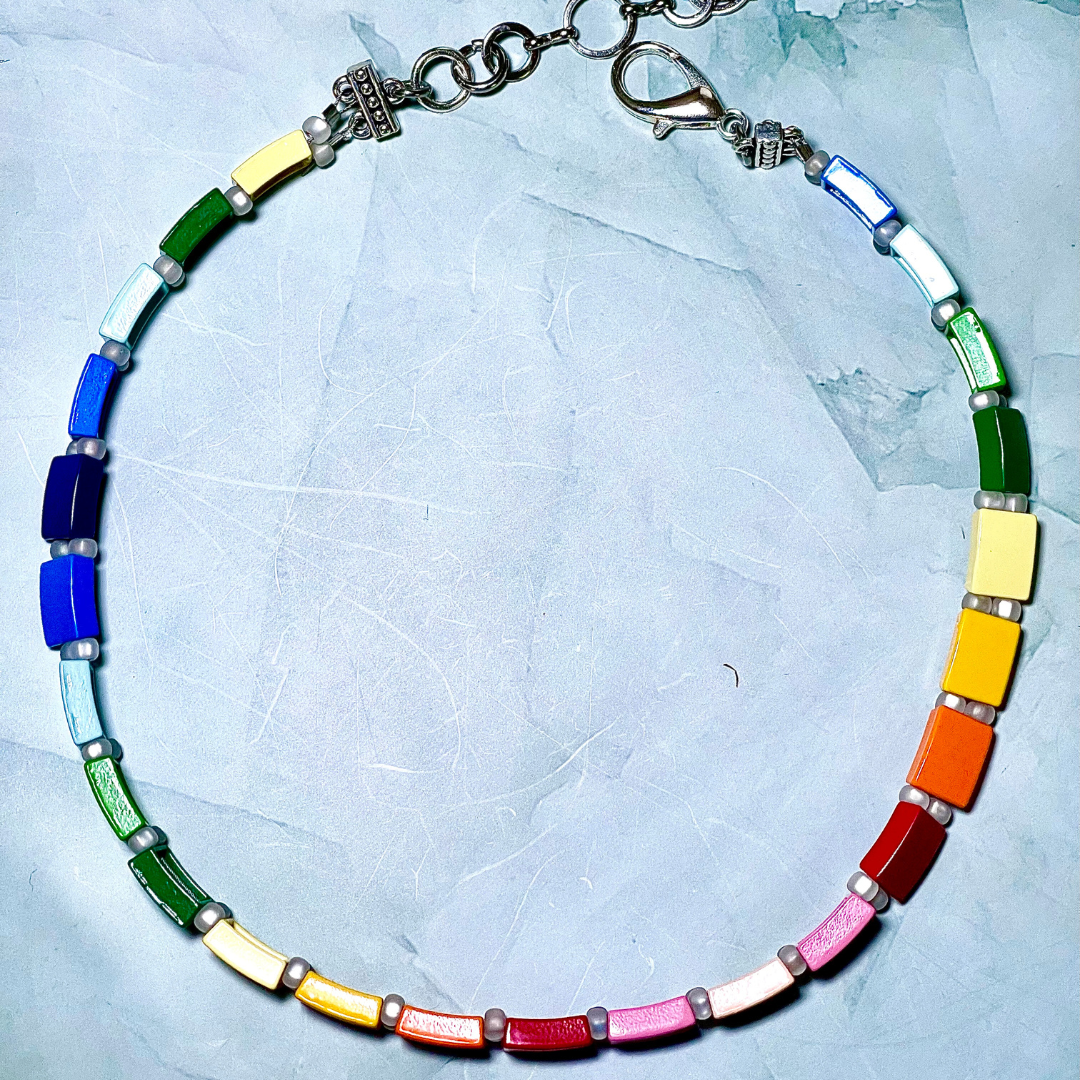 Collar rectángulos coloridos