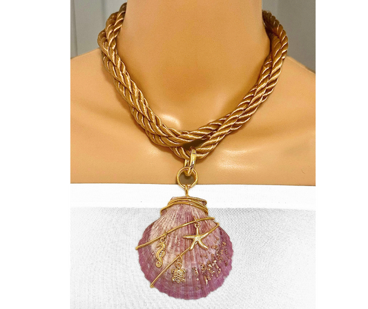 Collar Concha rosada