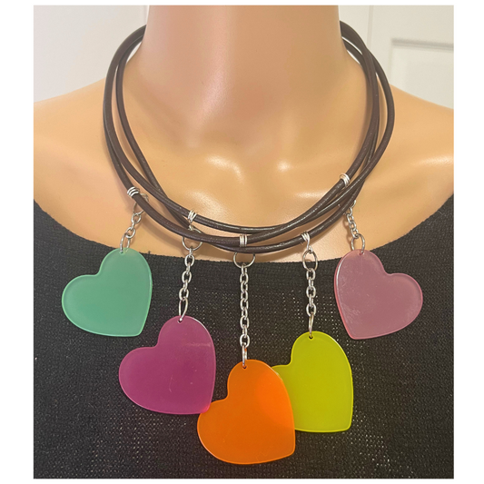 Collar Corazones de colores