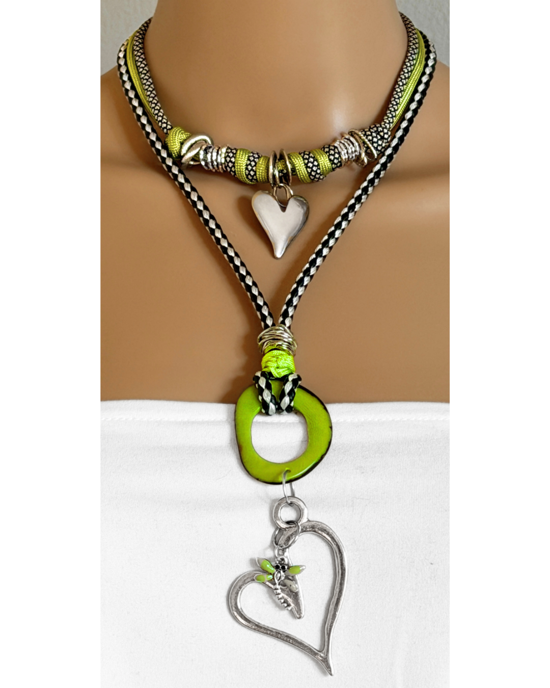 Collar “Fuerza y Corazón”