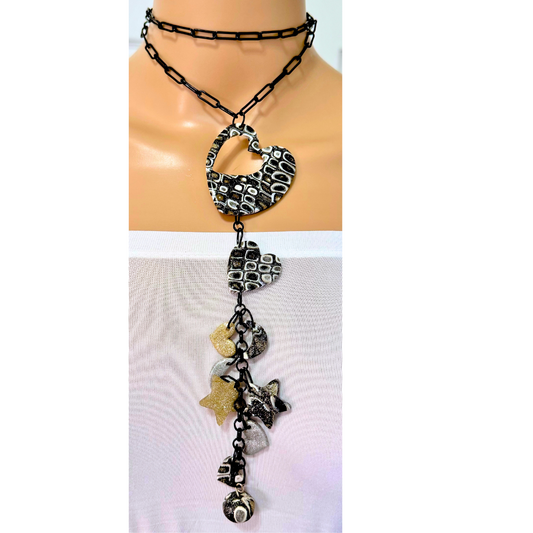 Collar Corazón negro plateado y dorado