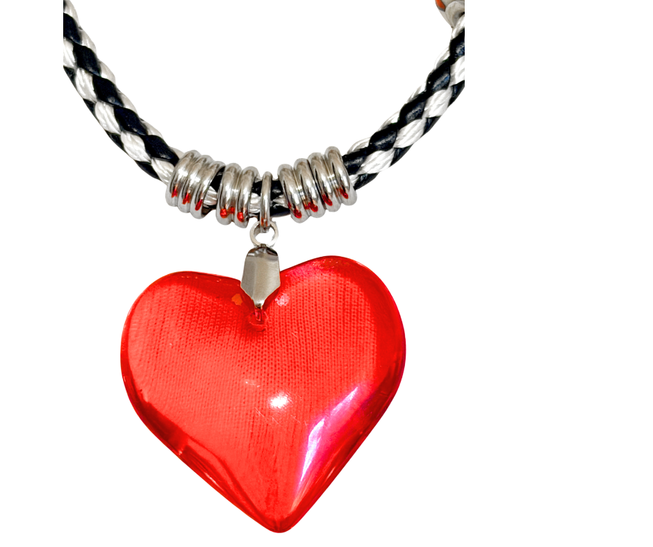 Collar Corazón Rebelde