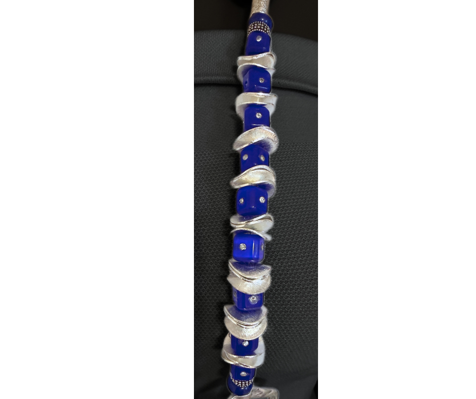Collar Azul profundo