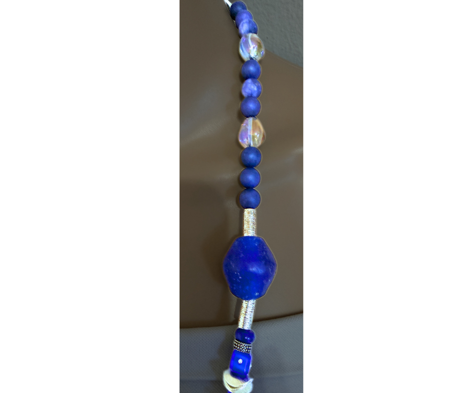 Collar Azul profundo