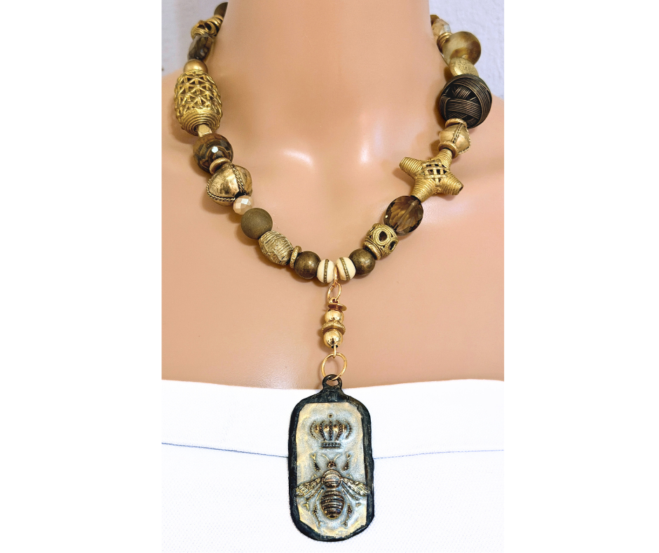 Collar Reina Interior