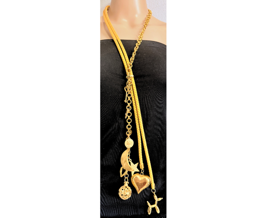 Collar Amuletos Dorados